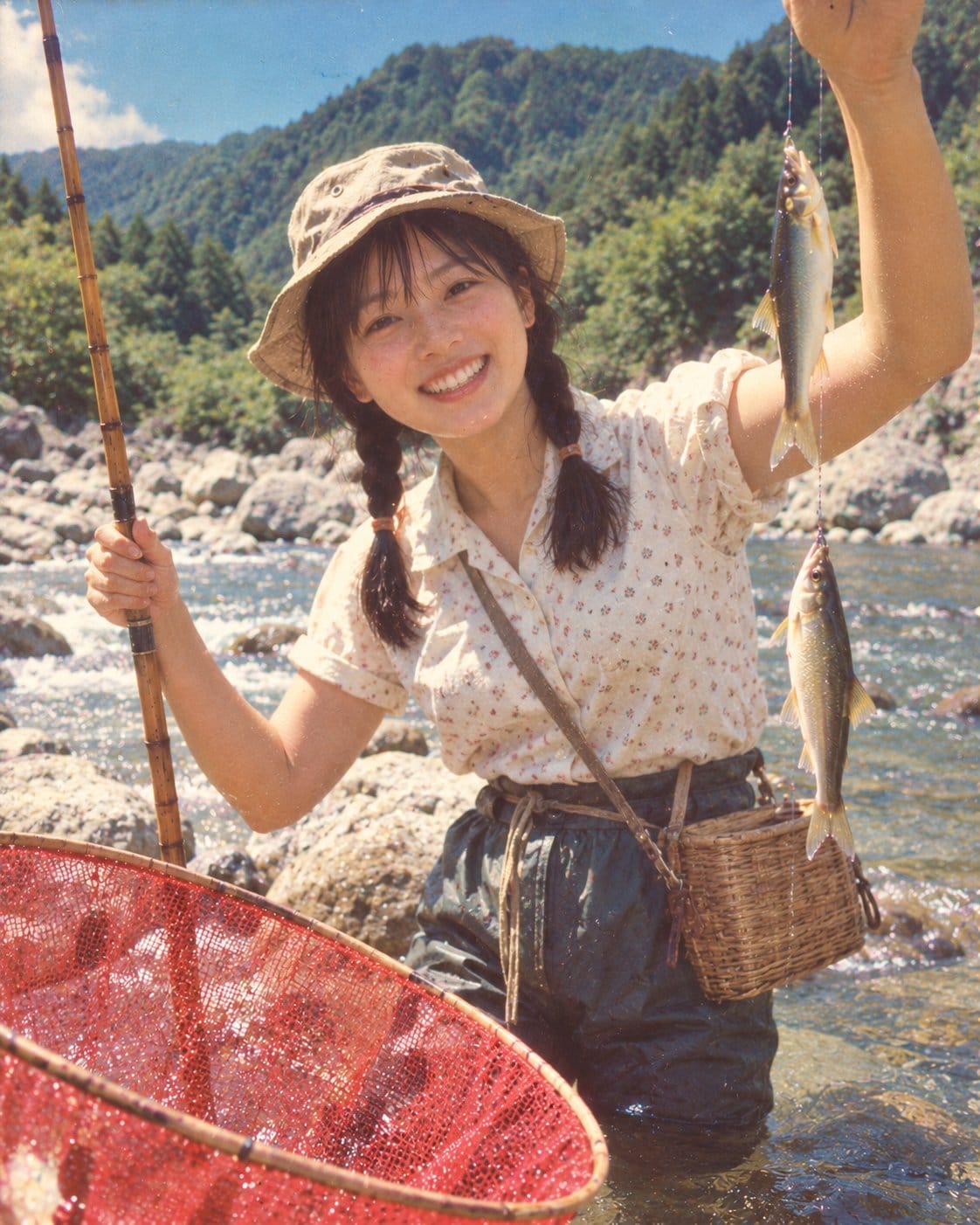 复古河畔垂钓者