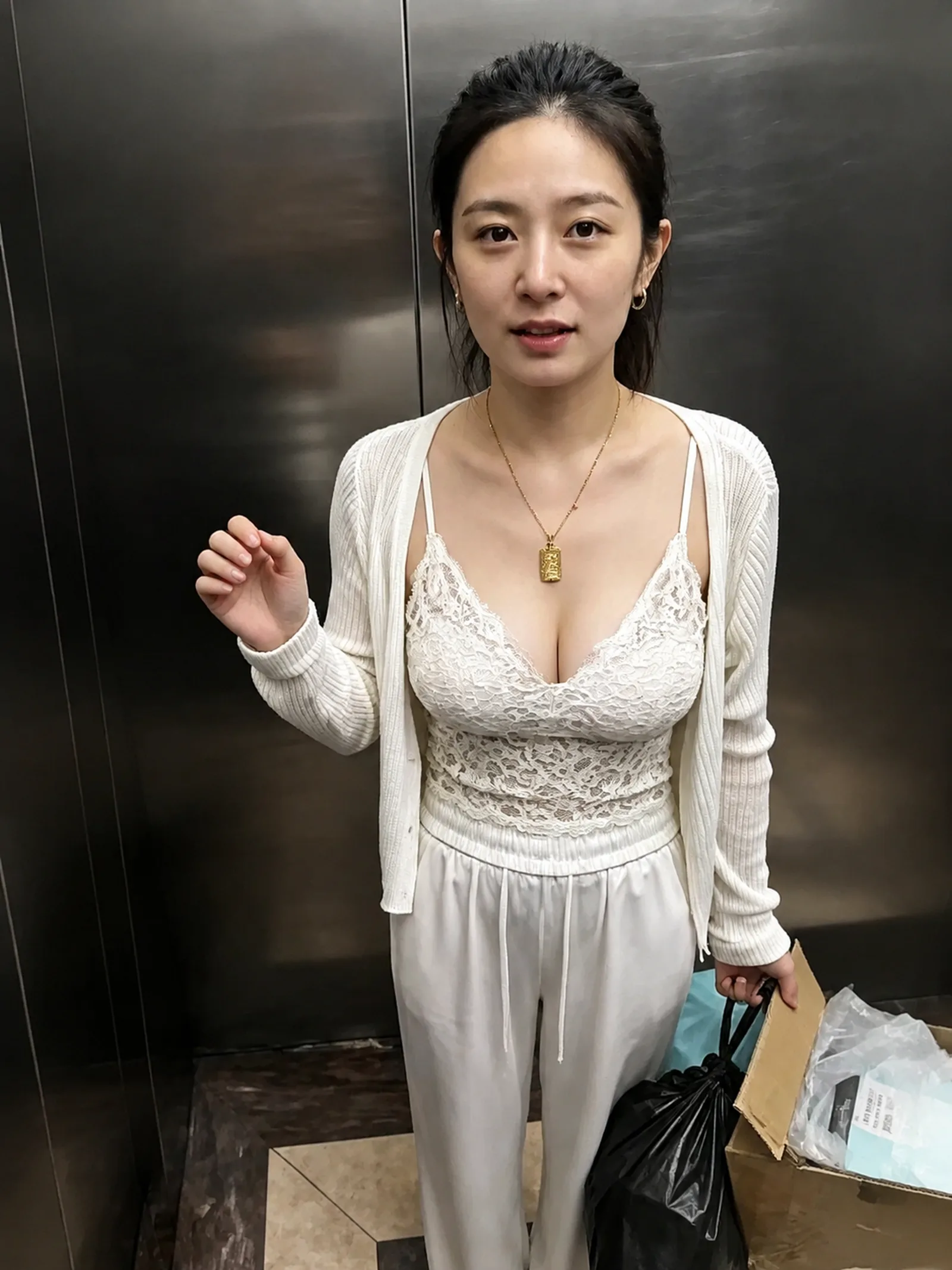 4K 生成 · 2026-08-26